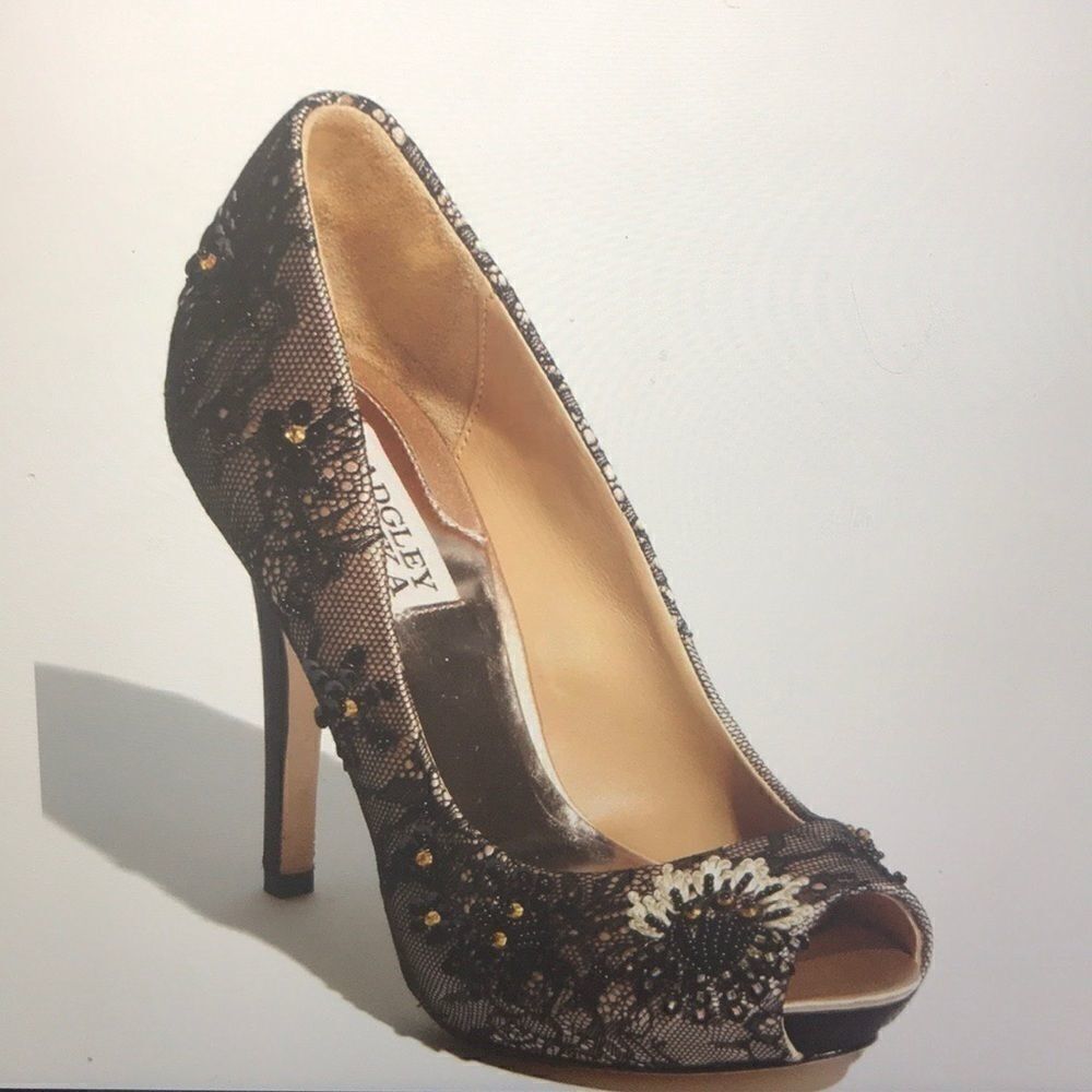Badgley Mischka “Stella” Pump 